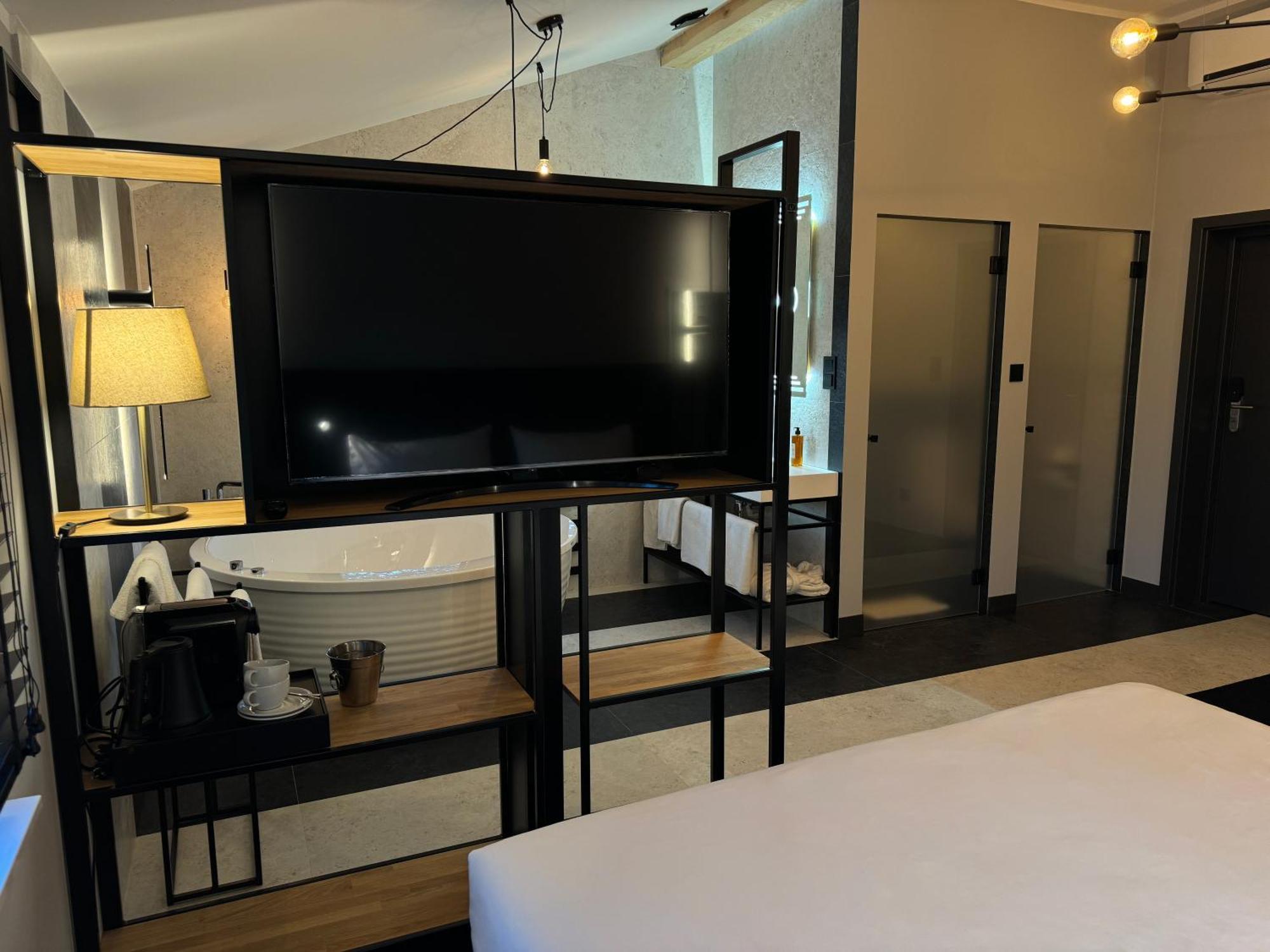 Amber Blue Wellness & Spa (Adults Only) Карвиа Экстерьер фото