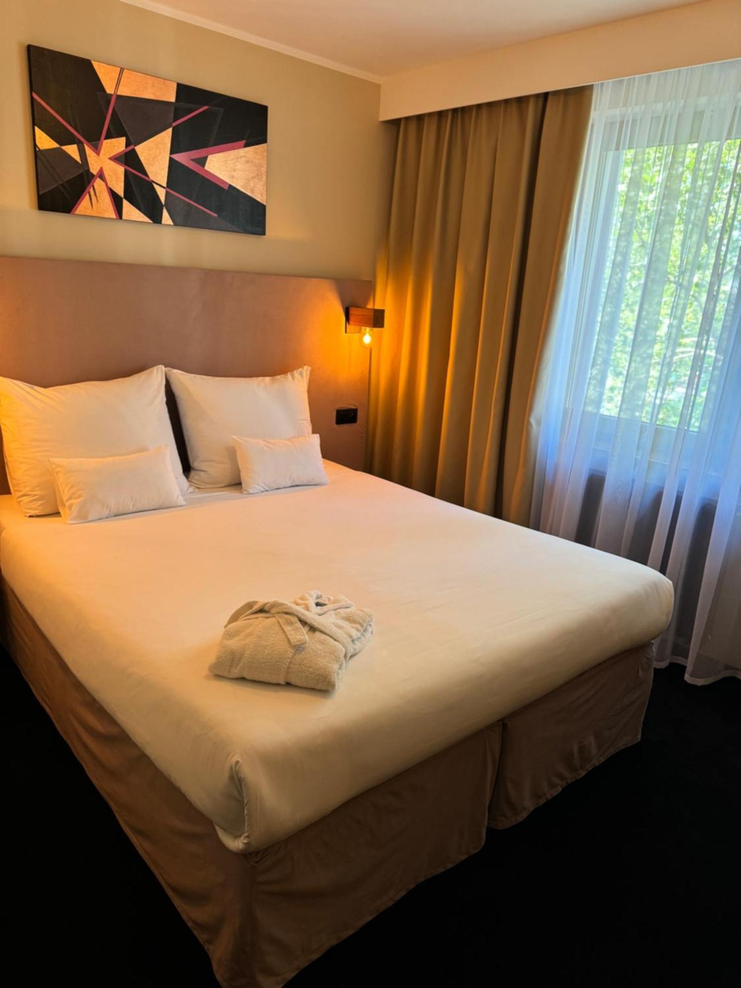 Amber Blue Wellness & Spa (Adults Only) Карвиа Экстерьер фото