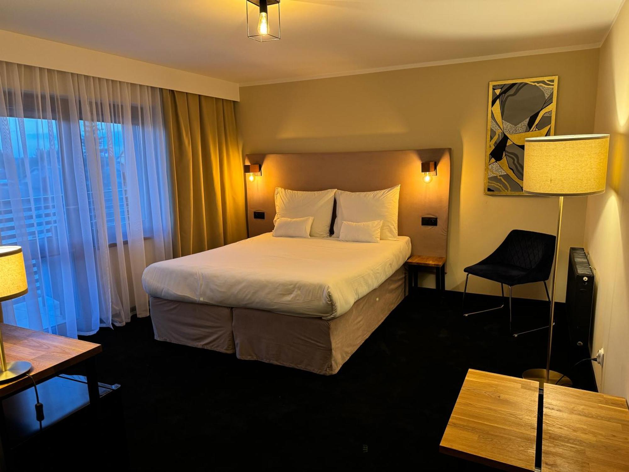 Amber Blue Wellness & Spa (Adults Only) Карвиа Экстерьер фото